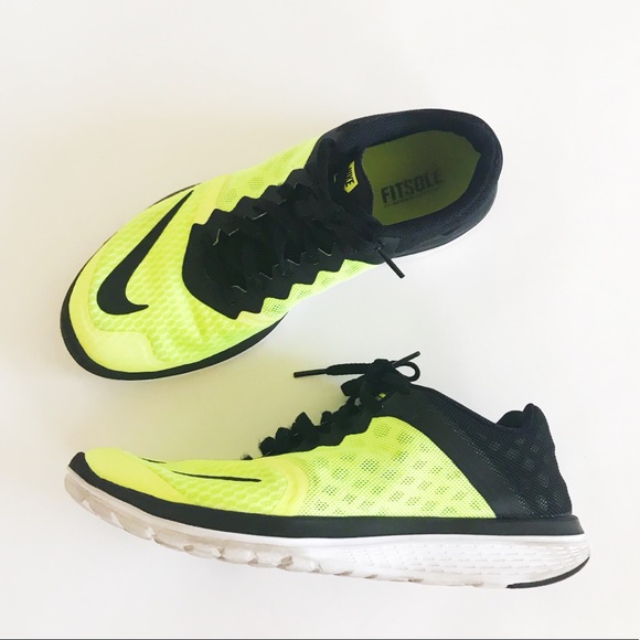 Men’s Nike shoes - Picture 3 of 5